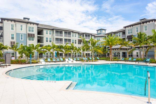 Heated Resort-Style Pool