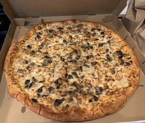 24" White Garlic Chicken Pizza with no onions. It's huge!