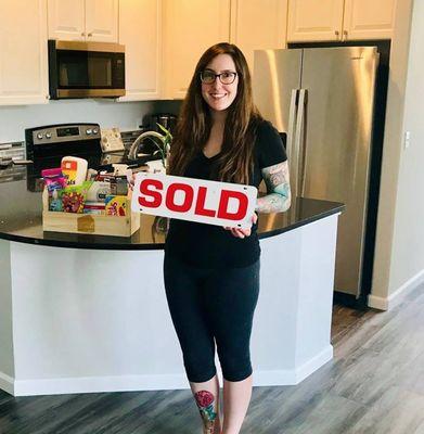 Happy closing day 😊 Leigha, the team loved helping you. We trust you’ll make plenty of great memories in the years to come.