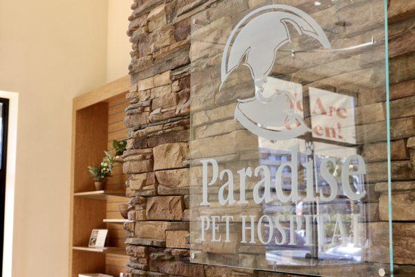 Paradise Pet Hospital (inside) - Las Vegas Veterinarian