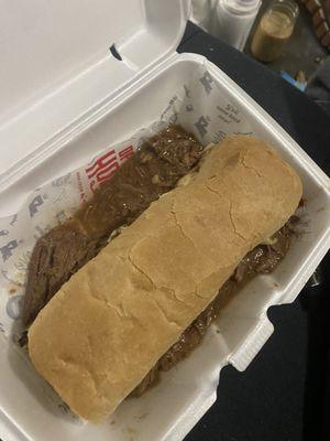 ROAST BEEF PO'BOY