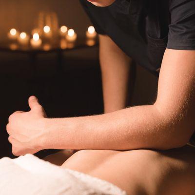 Lomi Lomi massage