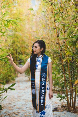 graduation photo with tradition Chinese dress (qipao)