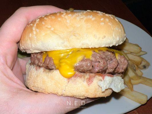 1/3lb Ground Round with American Cheese and Sautéed Onions