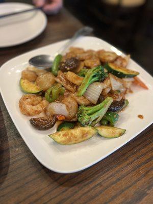 Shrimp & Scallop in XO sauce 8/10