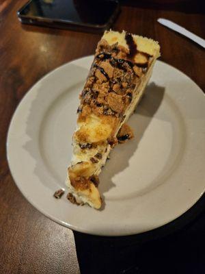 Butterfinger cheese cake