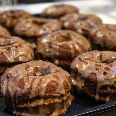 Gingerbread cake donut