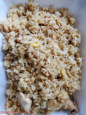 Closer view of chicken fried rice.