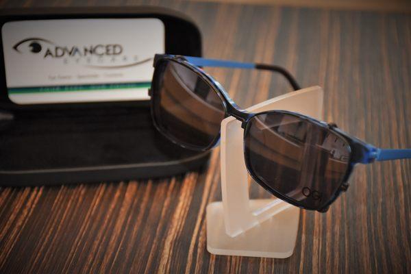 One of our Custom sun clips - Any shape-any size-any color... only at Advanced Eyecare.
                   Your Eyes, Our Focus