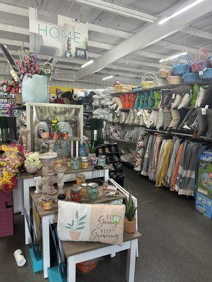 Cute houseware/seasonal display and items.