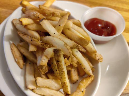 Fries with ketchup