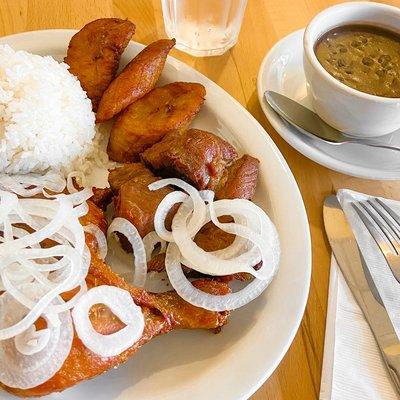 Combinaison Chicken & Fried Pork Chunks