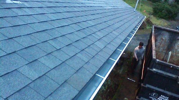 Joseph Builders NW is an experienced roofing company.