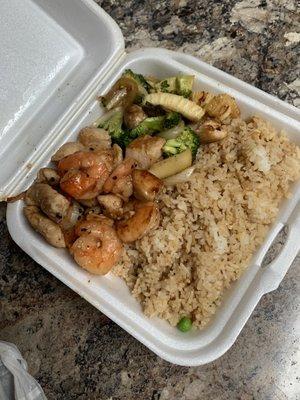 Chicken and shrimp hibachi lunch