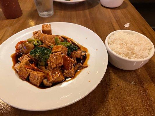 Teriyaki tofu stir fry