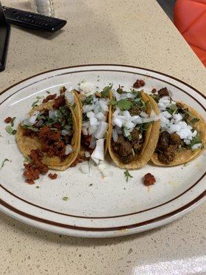 Chorizo and Carne Asada tacos!