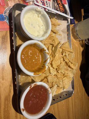 Dip Trio