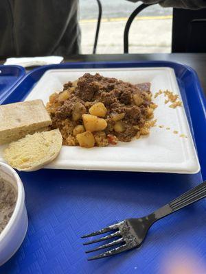 Picadollo de Res (beef) with beans and toast