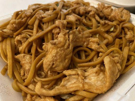 M2. Chicken Lo Mein