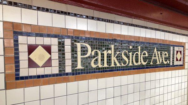 @bigmovie // Parkside Avenue Subway Station