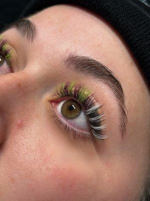 Wispy colored hybrid lashes