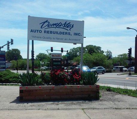 Help Evanston locals with their auto body needs for over 55 Years in the same location!