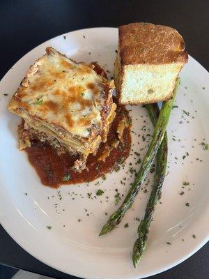 Lasagna with asparagus