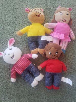 Arthur dolls!!