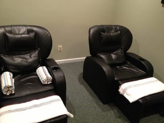 Where the foot massages happen! Very comfortable chairs