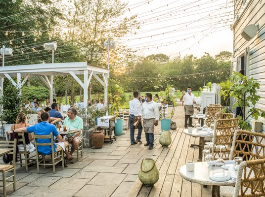 The outdoor dining Terrace at Calissa