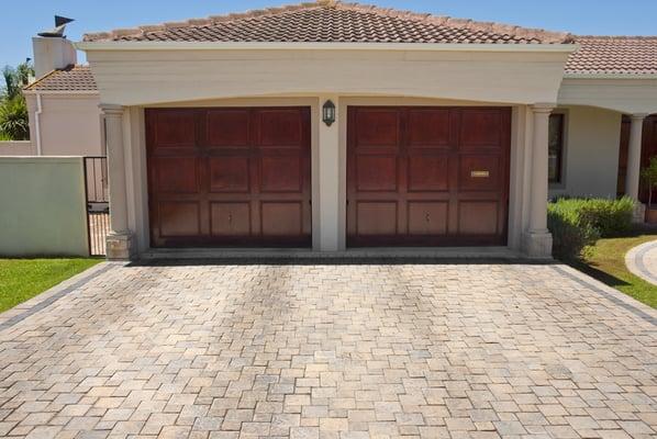 Garage doors services and repairs 24/7