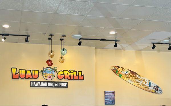 A Hawaiian fast food logo to remember