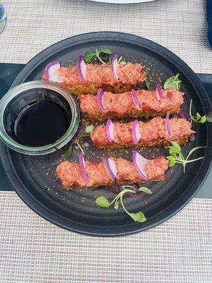 Spicy tuna on crispy rice