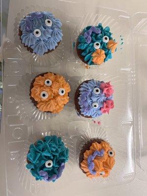 Monster mini cupcakes