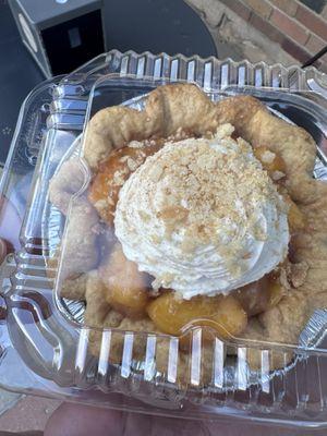 Small "individual" peach pie.