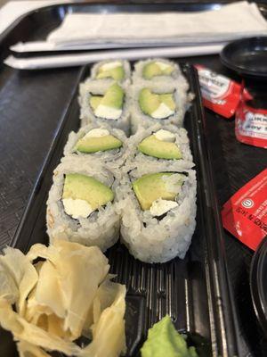 Avocado Roll with Philadelphia