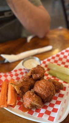 Califlour wings