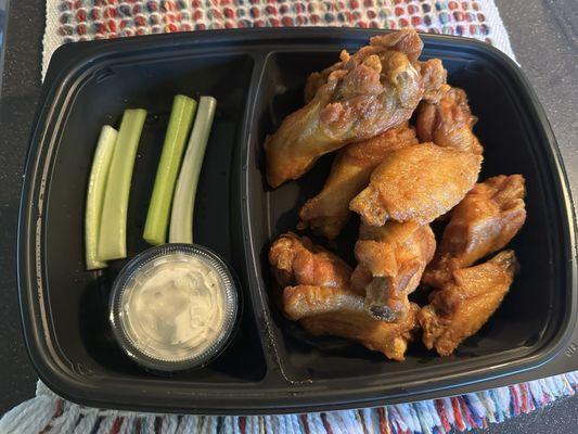 To-go order of small (10) chicken wings - delicious bleu cheese