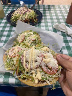 Chicken Tostada (Pollo)