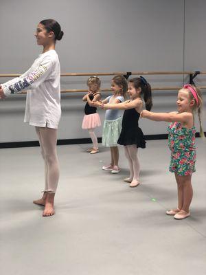 A Teen Company Dancer, Reagan assisting in Miss Jen's Tuesday, 4 pm 4-5 yr old Ballet, Tap, Tumble class