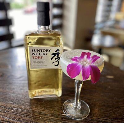 Lovers in Japan Suntory Toki Whiskey craft cocktail