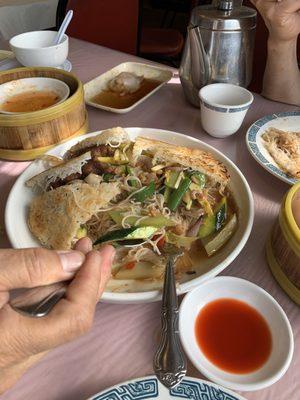 Clam and beef vermicelli