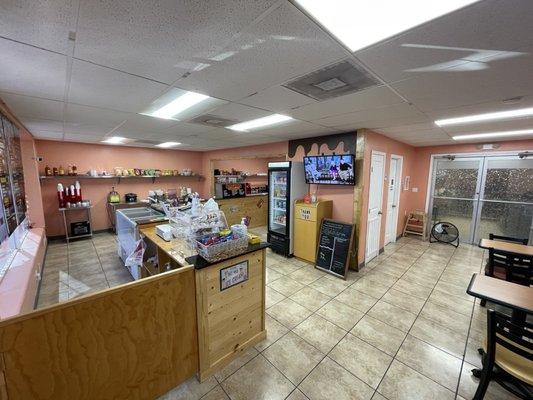 Main entrance and dining area