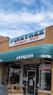 Pine Tree Centre Antique Mall