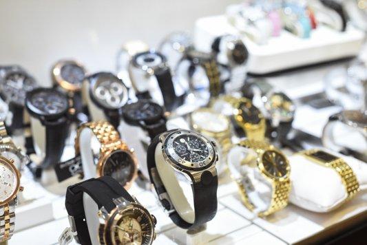 Service Jewelry and Repair offers complete line of affordable and luxury watches.