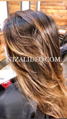 This is your new favorite example of a Balayage