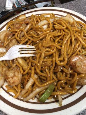 Shrimp lo mein