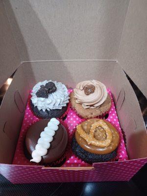 4 Gourmet Cupcake Packs