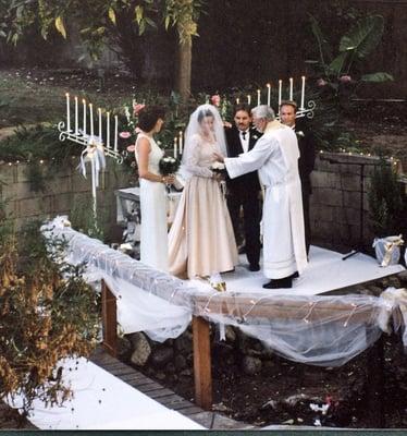 Outdoor weddings in oak and pine canopy Glen.