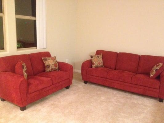 This set of sofa with an ottoman, less than 600. It is not the ikea quality.